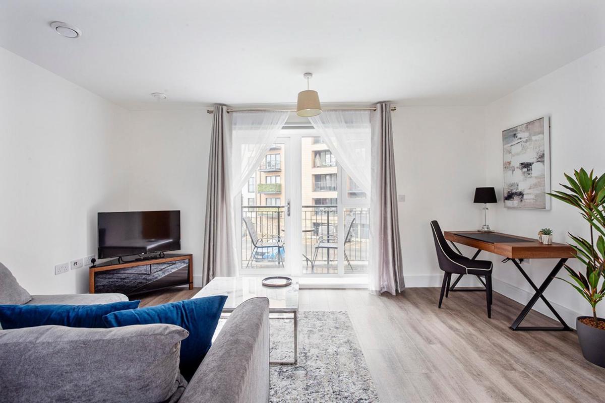 Deanery Court Vittrum Suites Southampton Esterno foto