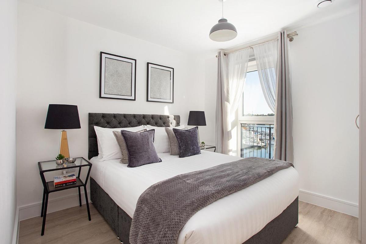 Deanery Court Vittrum Suites Southampton Esterno foto
