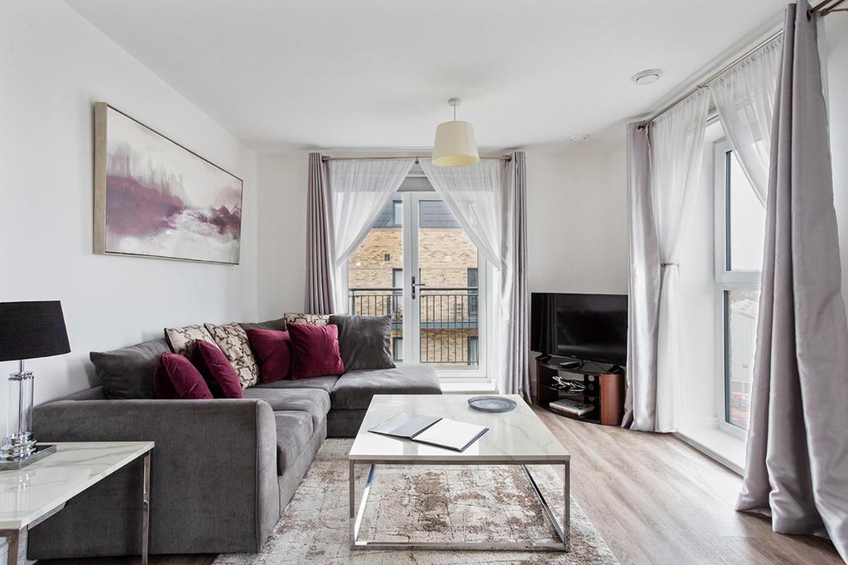 Deanery Court Vittrum Suites Southampton Esterno foto