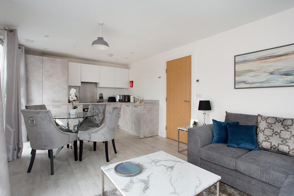 Deanery Court Vittrum Suites Southampton Camera foto