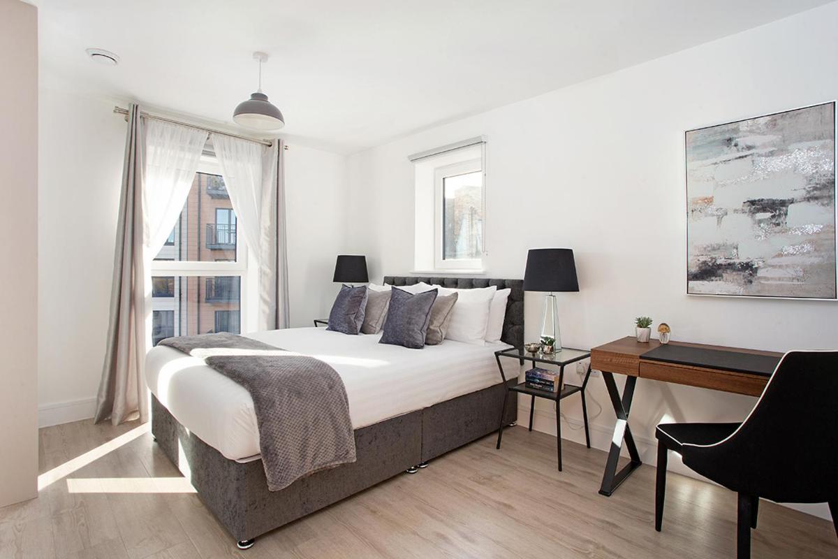 Deanery Court Vittrum Suites Southampton Camera foto